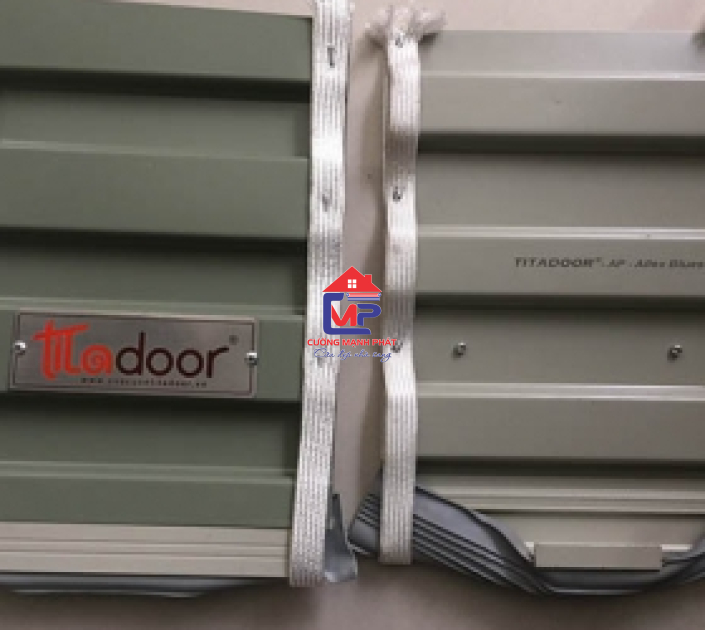 CỬA CUỐN TẤM LIỀN TITADOOR - PM